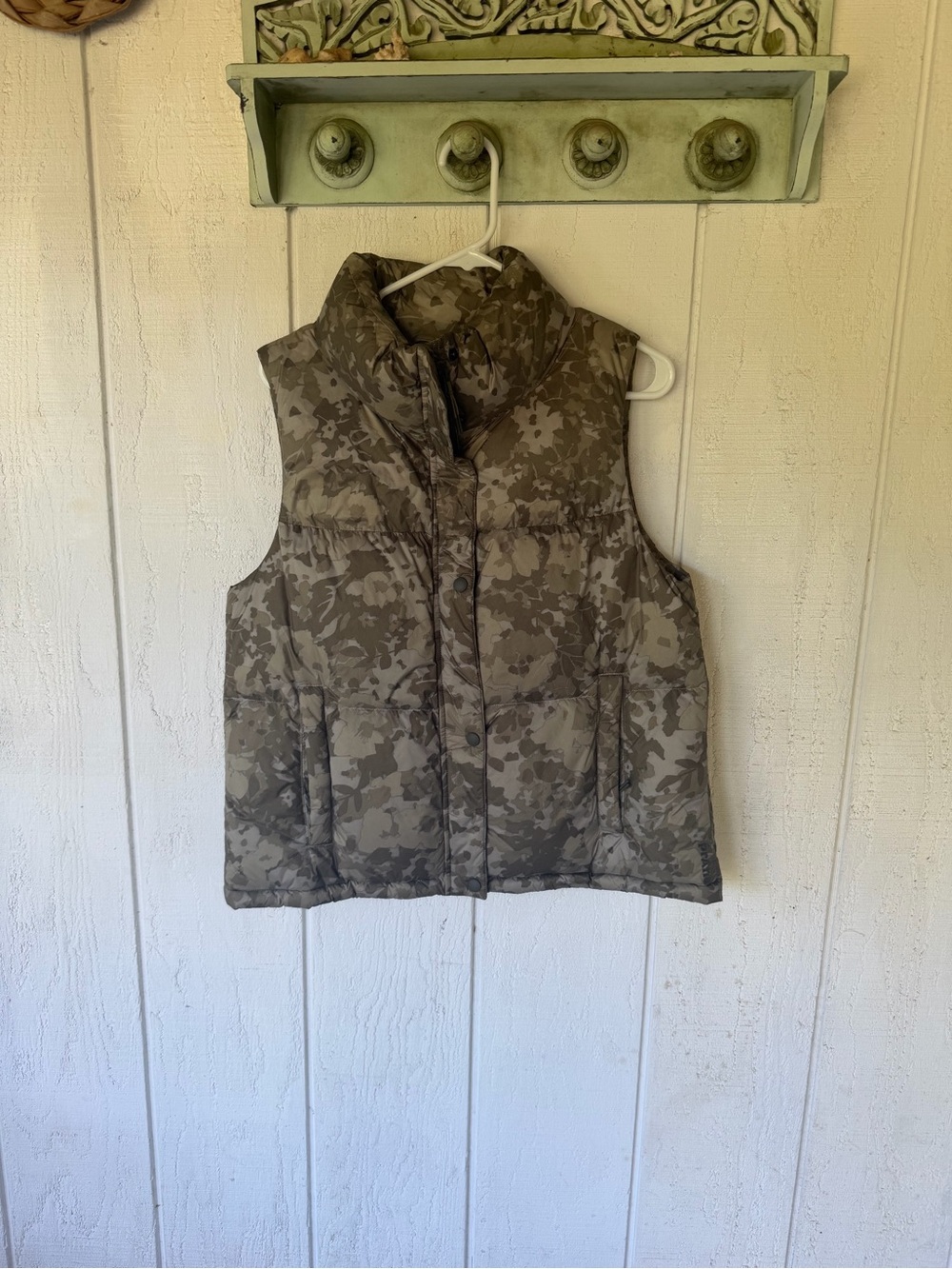 Prana Quilted Floral Puffer Vest in Olive-Taupe Camouflage